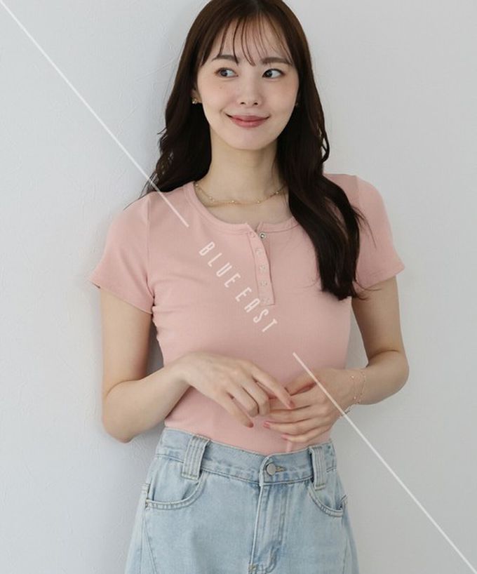 日本 BLUE EAST - 亨利領合身美型短袖上衣-水藍