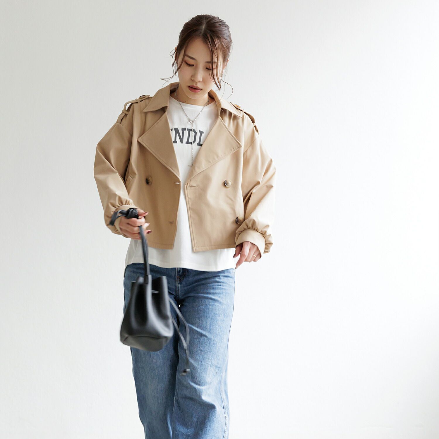 日本 ihuu - 肩緞帶騎士風短版風衣外套-淺軍綠