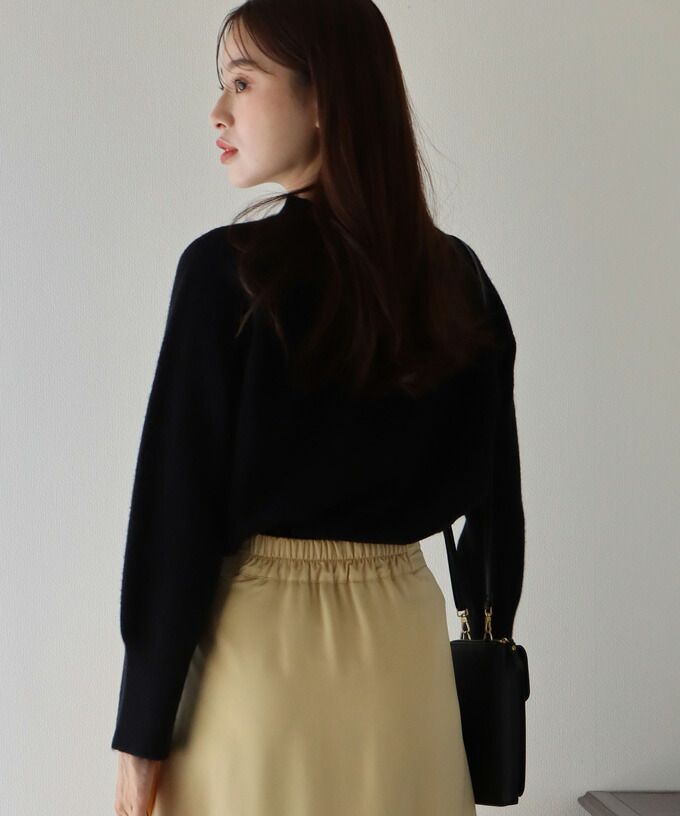 日本 BLUE EAST - 優雅立領針織上衣-草綠