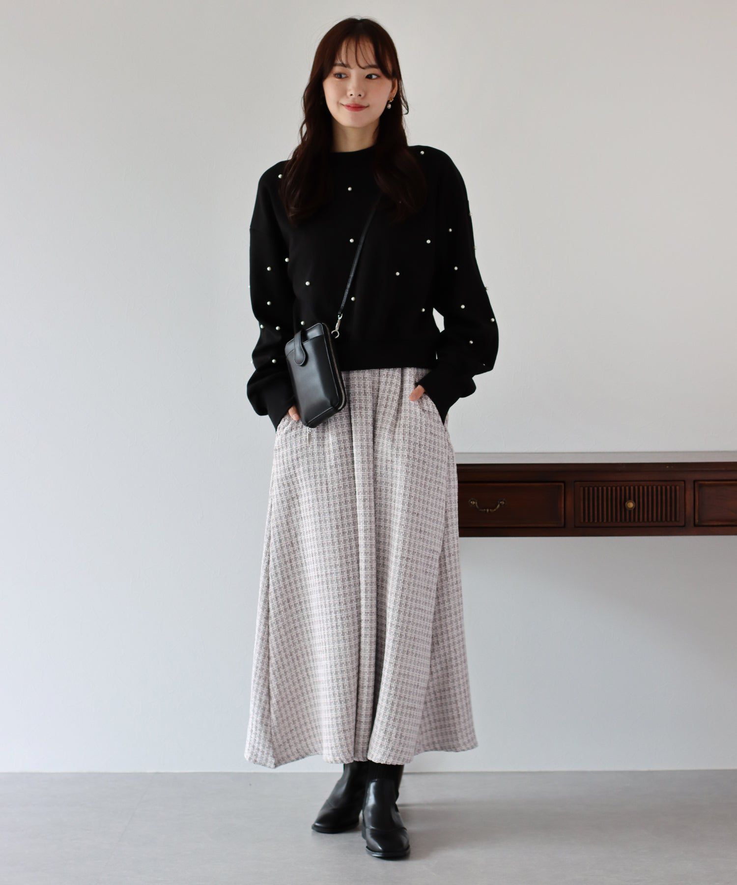 日本 BLUE EAST - 氣質千鳥格紋修身長裙-灰黑