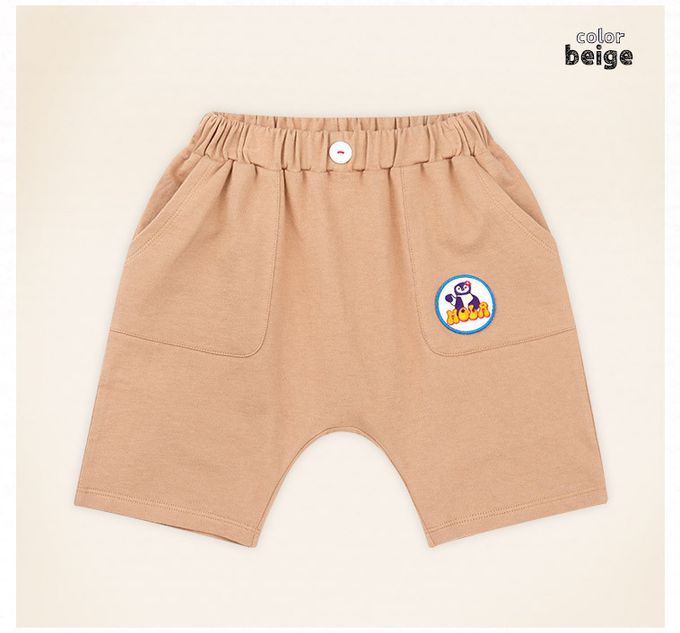 韓國 mollimelli - 鬆緊腰HOLA企鵝徽章短褲-卡其