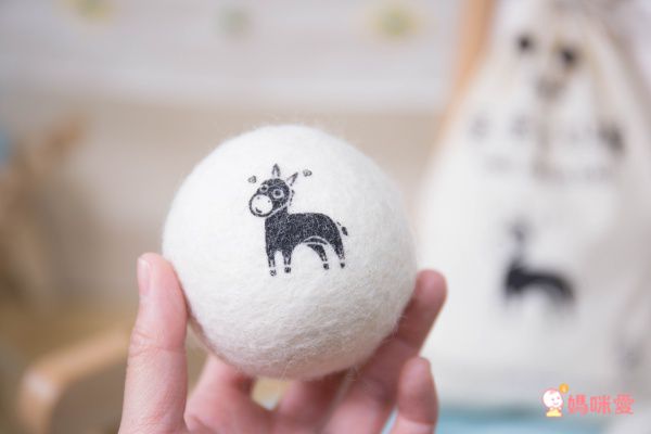 韓國 Pam - 100%紐西蘭羊毛烘衣球6入組（贈精油10ml)-薰衣草精油