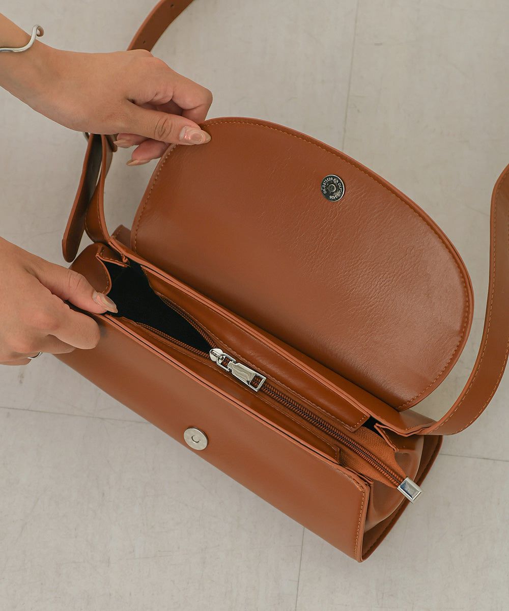 日本 Bab - 簡約皮革法棍小包-黑