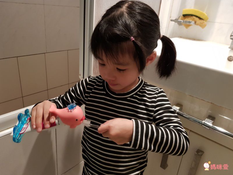 【Flipper 牙刷架】培養刷牙好習慣♡避免飛沫交叉感染