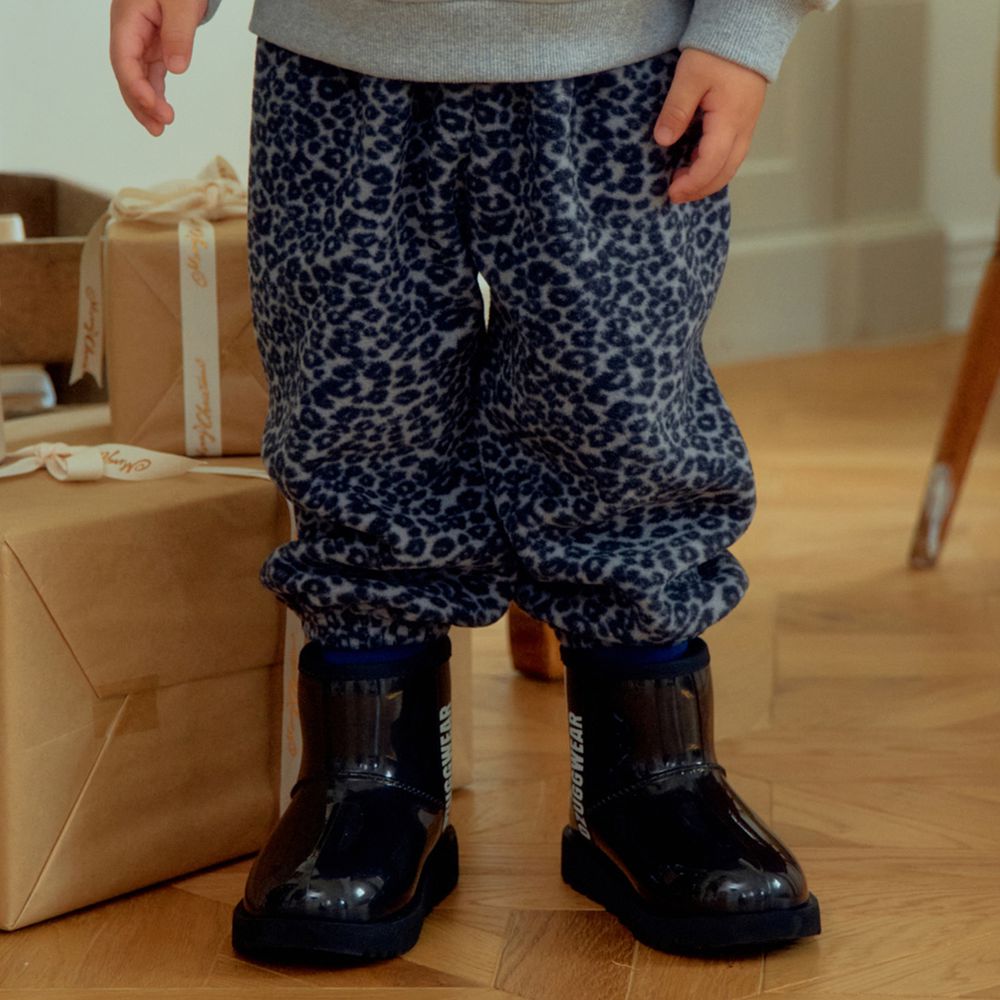 First Blue (內磨毛)鬆緊腰復古豹紋縮口長褲-灰X黑