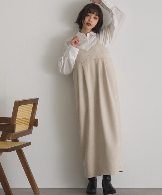 日本 ELENCARE DUE - 柔美垂墜感優雅絨面吊帶洋裝-象牙米