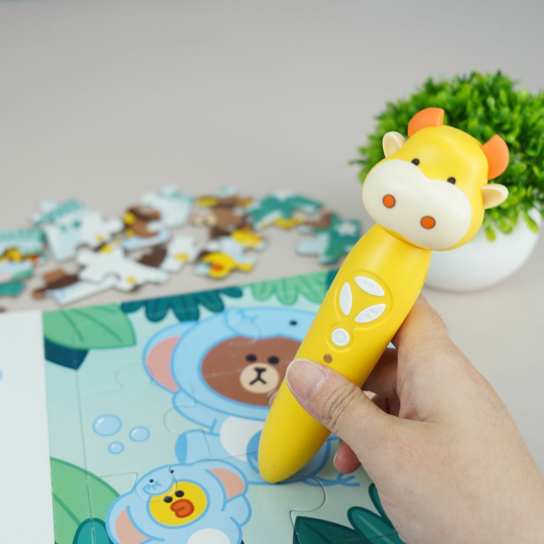 LINE FRIENDS系列小寶貝認知拼圖書-五彩繽紛的顏色 (點讀版)~4-16片進階式幼兒拼圖-單本厚紙拼圖書