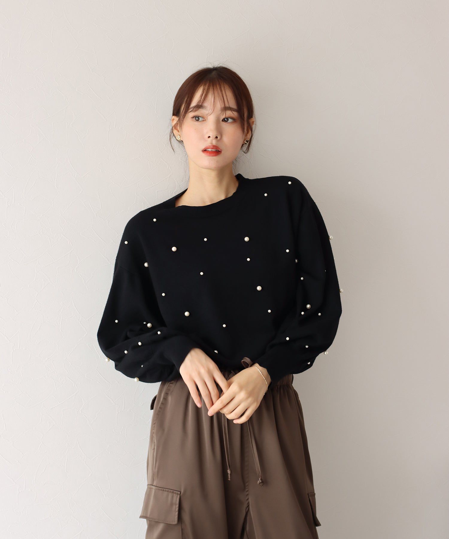 日本 BLUE EAST - 氣球袖珍珠注目針織上衣-粉紅