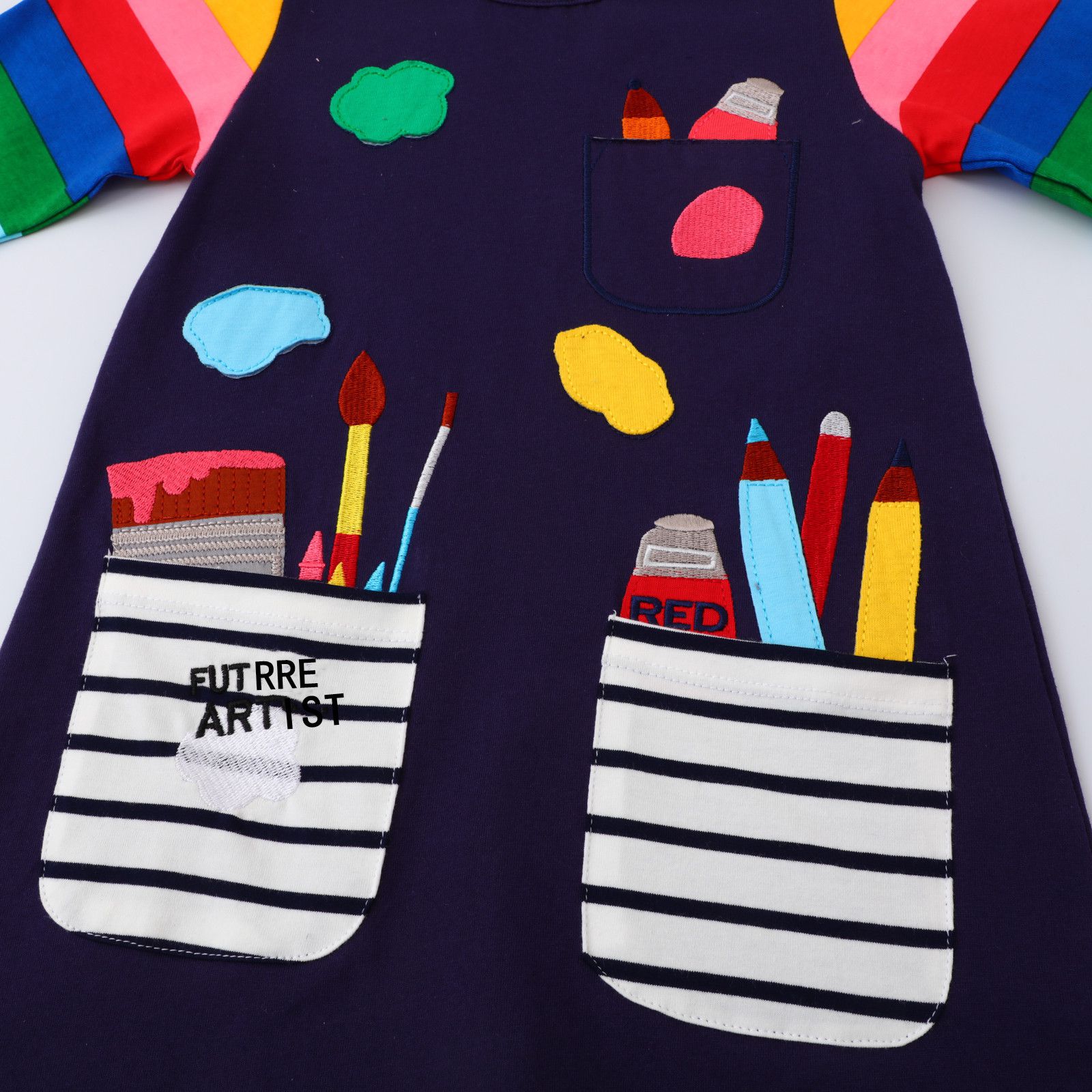 Jumping meters - 棉質圓領長袖連身洋裝-繽紛畫筆世界-深藍色