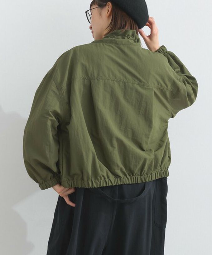 日本 Lupilien - 輕盈俏麗特色領尼龍短版薄外套-黑