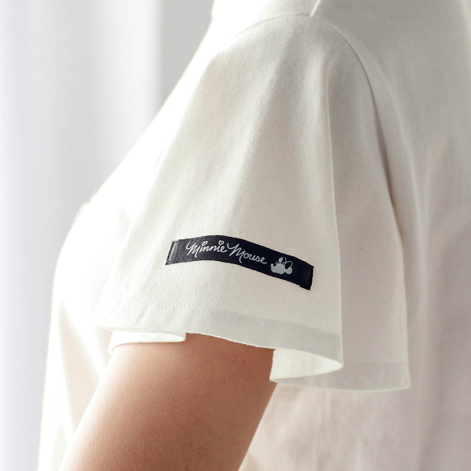 日本千趣會 - 迪士尼印花荷葉袖上衣(大人款)-米妮-白