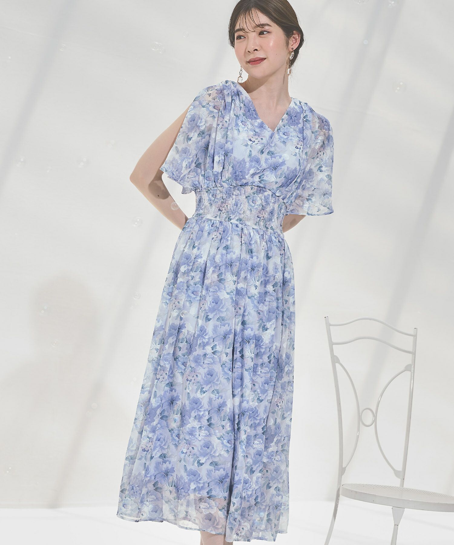 日本 tocco-closet - 後綁帶浪漫暈染碎花雪紡洋裝-水藍
