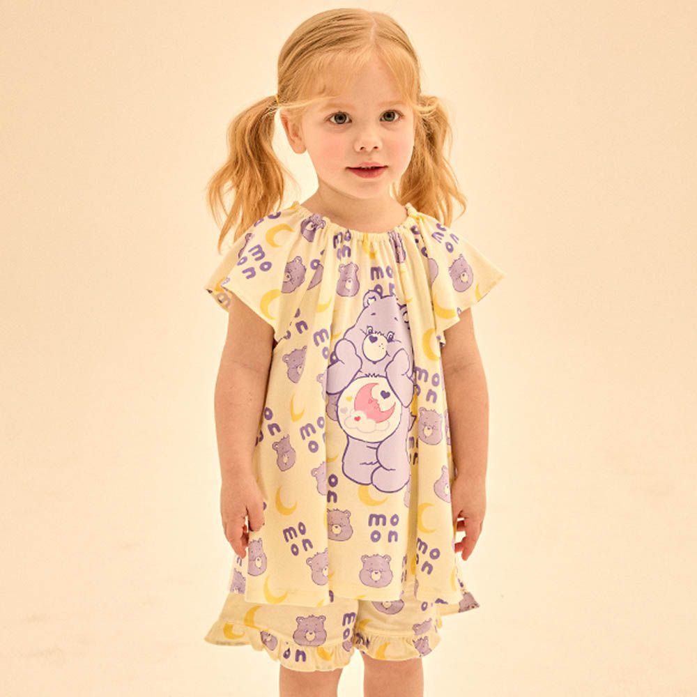 聯名款MOON熊荷葉袖上衣X短褲套裝-月亮紫熊-淡黃