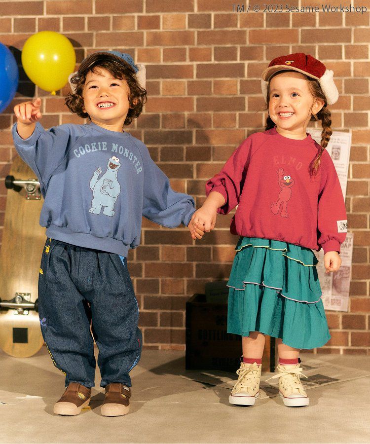 日本 apres les cours - 聯名限定 芝麻街印花大學T-米黃