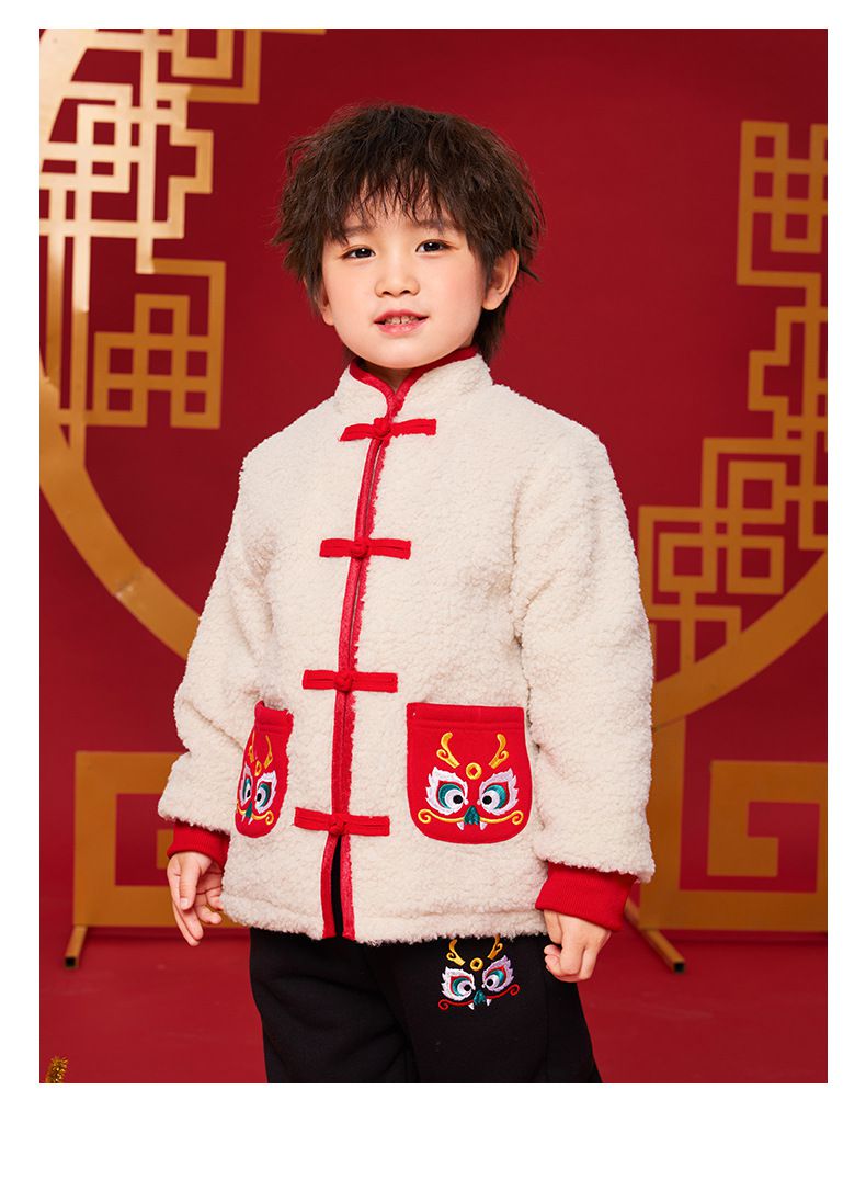 漢服風喜氣拜年立領盤釦外套-福氣龍口袋-米白色