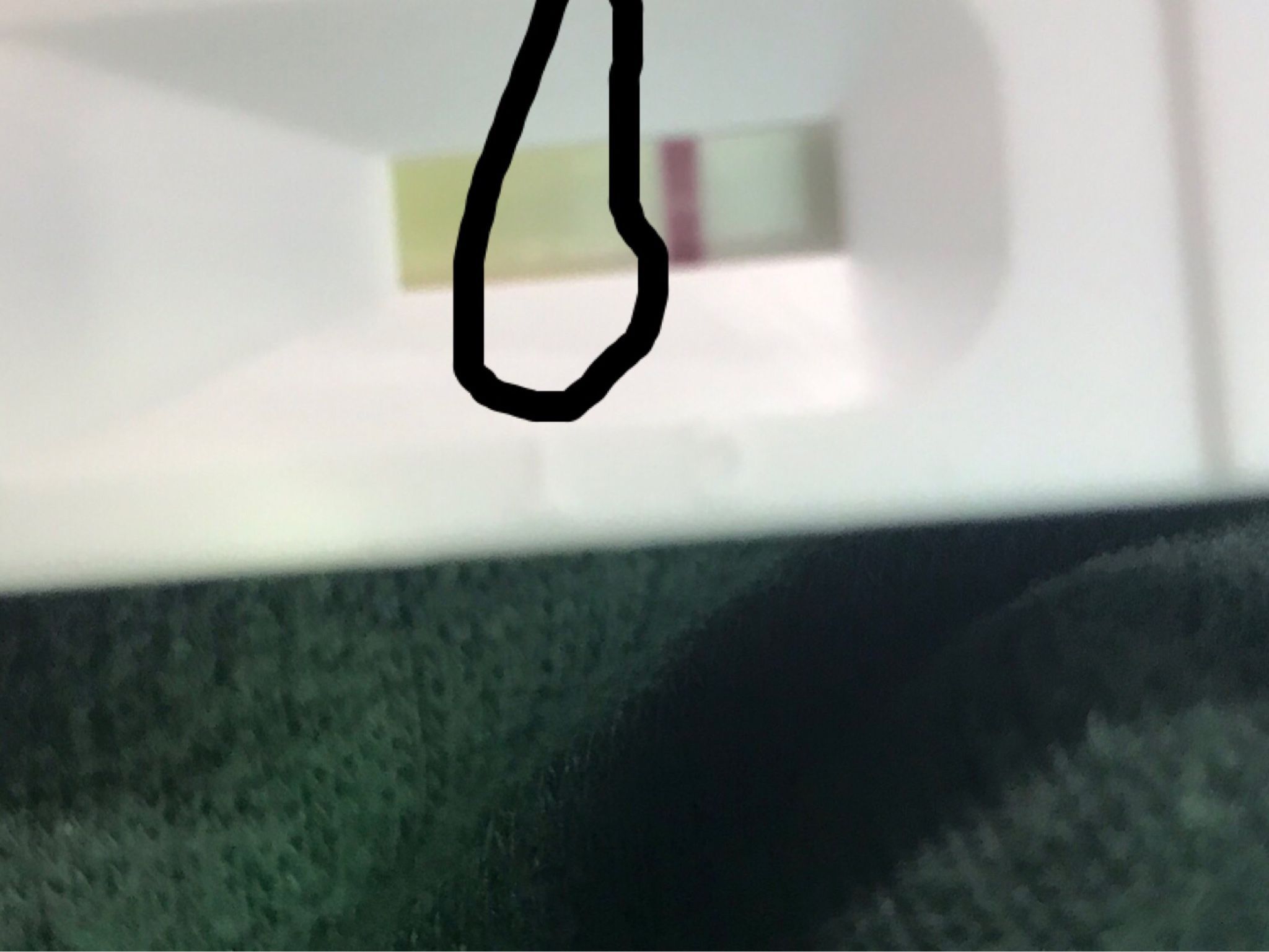 下午三點在醫院驗尿