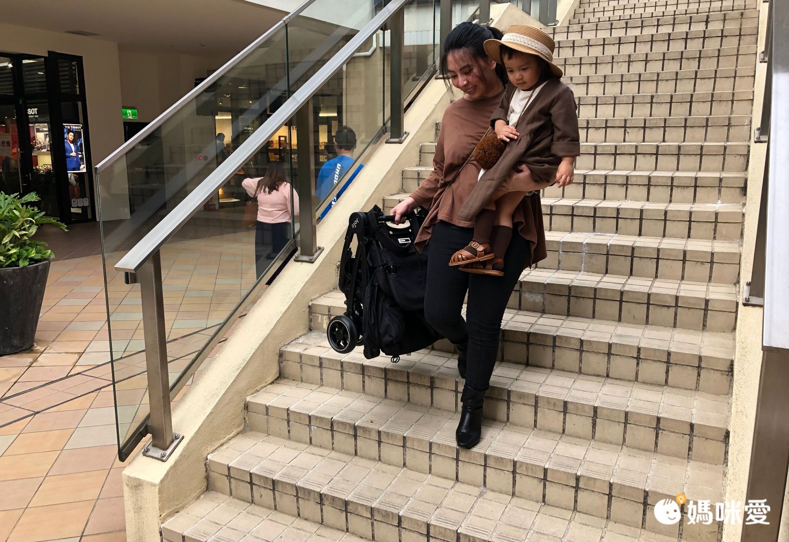 【奇哥 Joie】平台最低價28折起～超輕巧秒收折輕便型推車