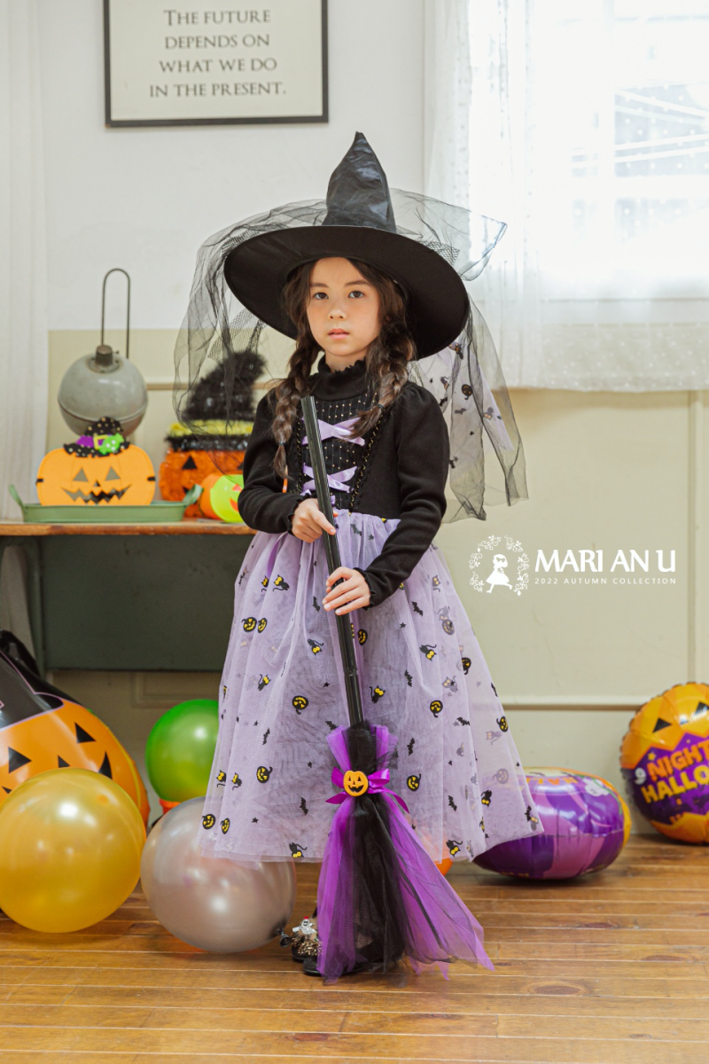 韓國 Mari an u - 萬聖節魔女南瓜網紗洋裝-黑X紫