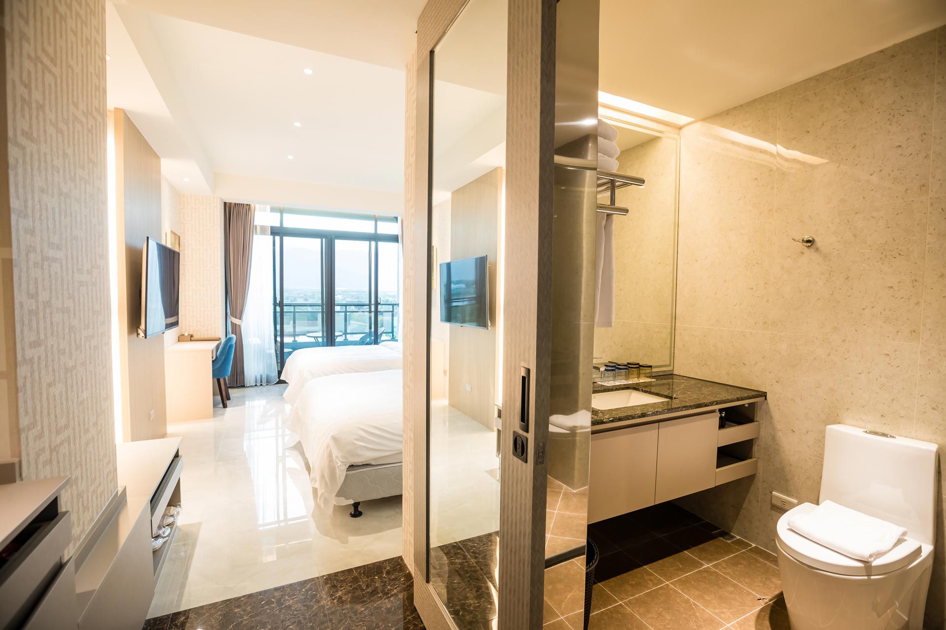 立麗大酒店 ☼ 最多一泊三食直接升等四人房住宿券