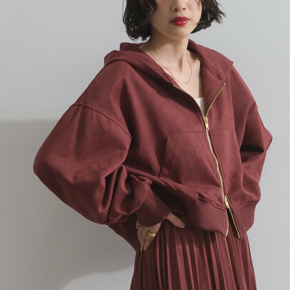 輕盈絨皮感雙拉鏈短版連帽外套-酒紅