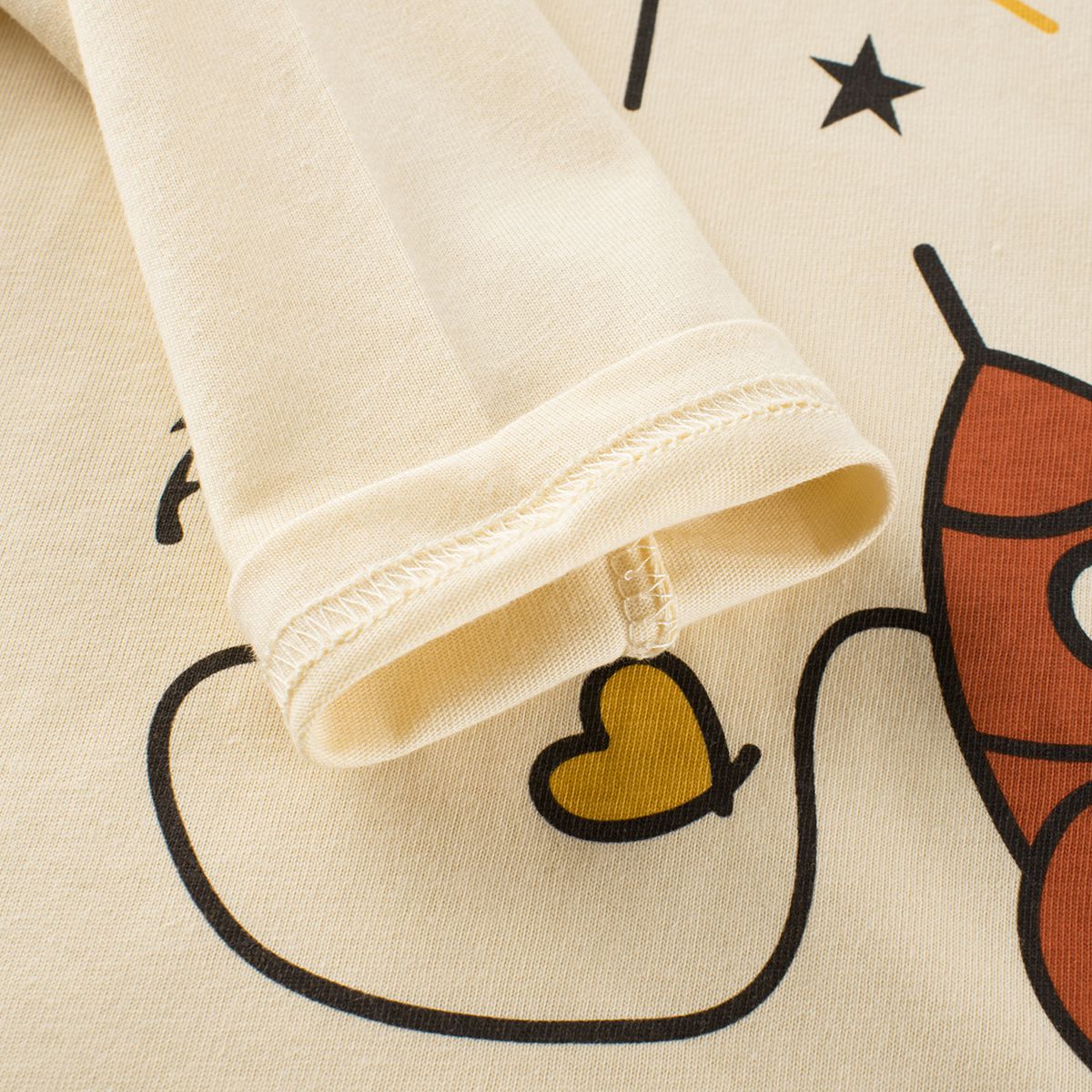 純棉圓領薄長袖上衣-氣球飛船-杏色