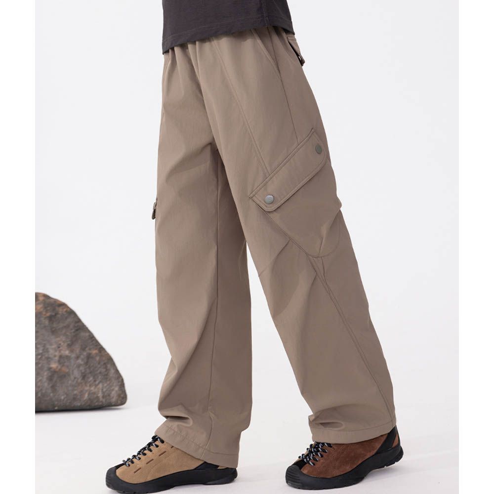 防潑水工裝休閒長褲-卡其色