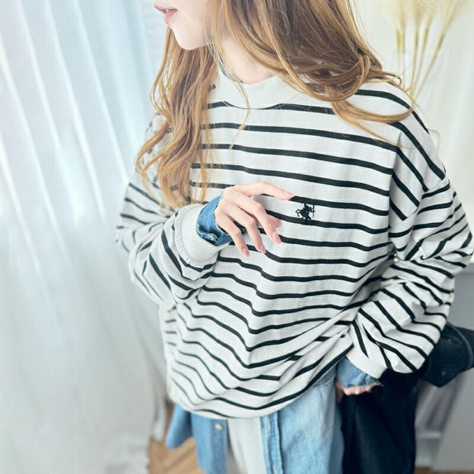 日本 Classical Elf - 百搭logo刺繡微立領長袖上衣-燕麥灰