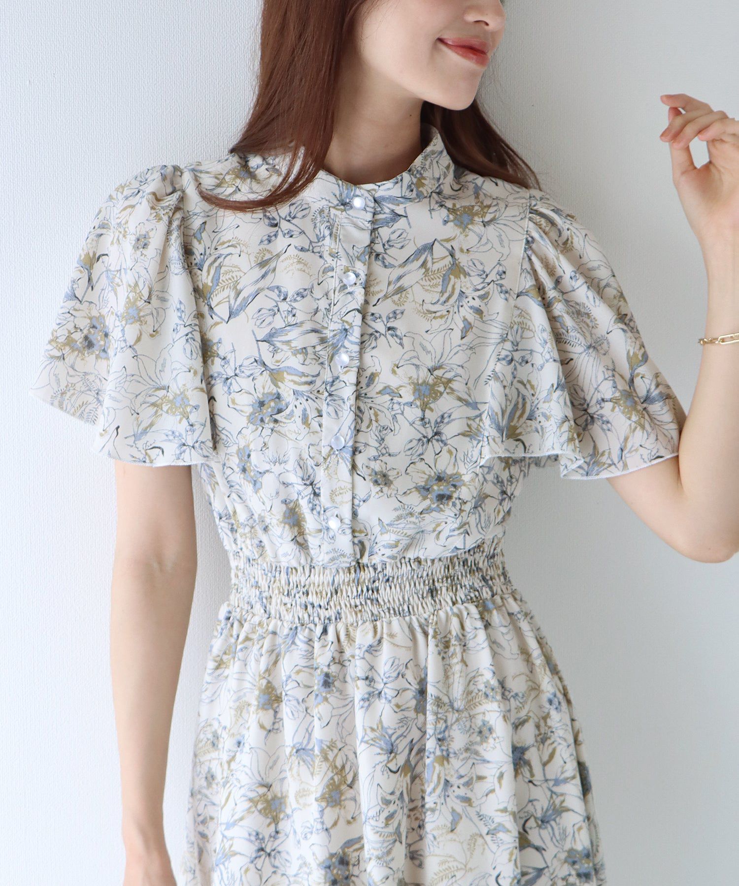 日本 BLUE EAST - 浪漫時光碎花雪紡短袖洋裝-寧靜花園-淺粉紫