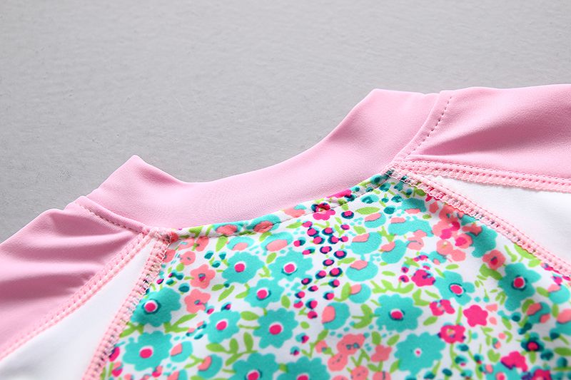 女寶長袖泳裝套裝(附帽子)-滿滿碎花-粉+綠