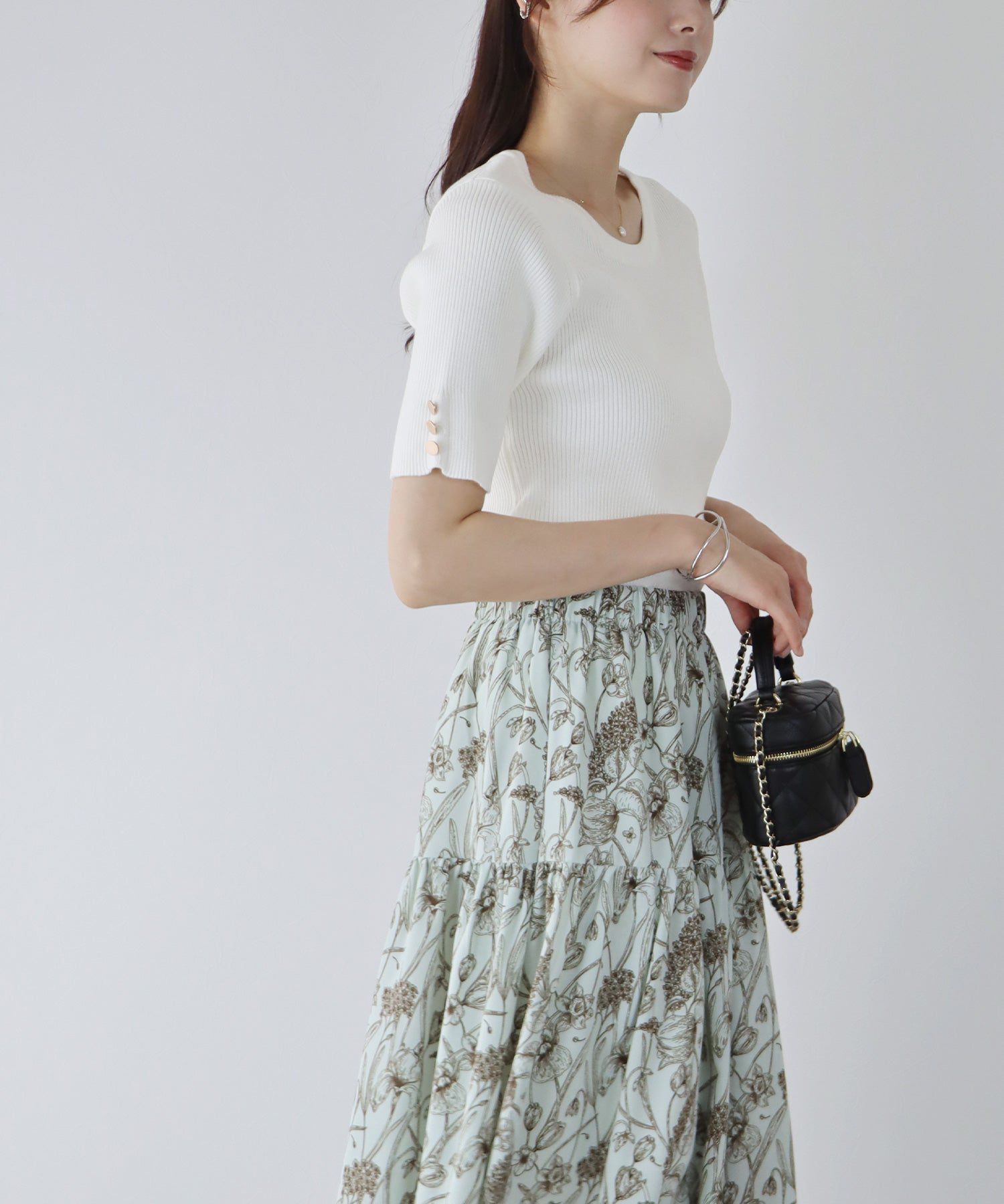 日本 BLUE EAST - 圓領金釦羅紋短袖上衣-白