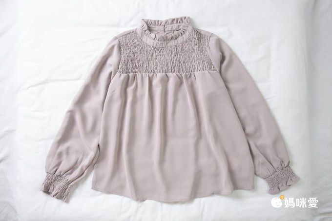 日本 BELLUNA - 優雅V領雪紡長袖上衣-可可