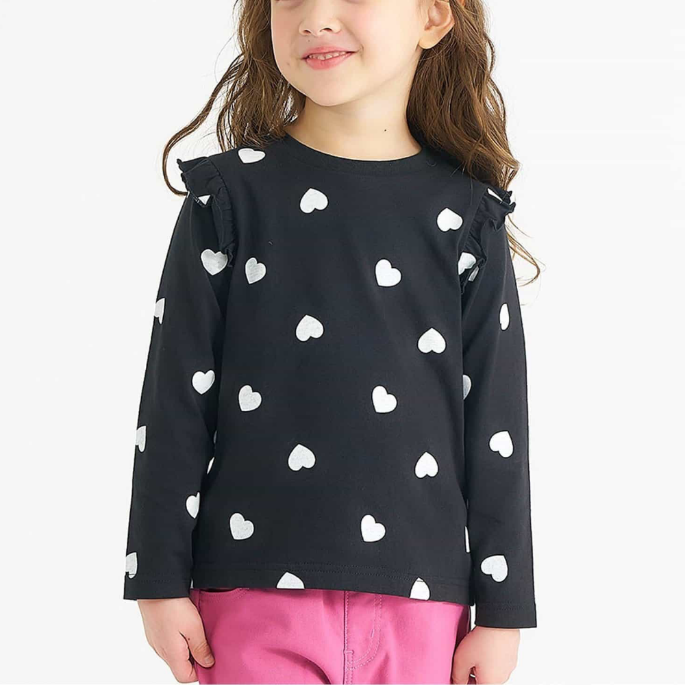 天天穿荷葉肩印花長袖上衣-滿版愛心-黑