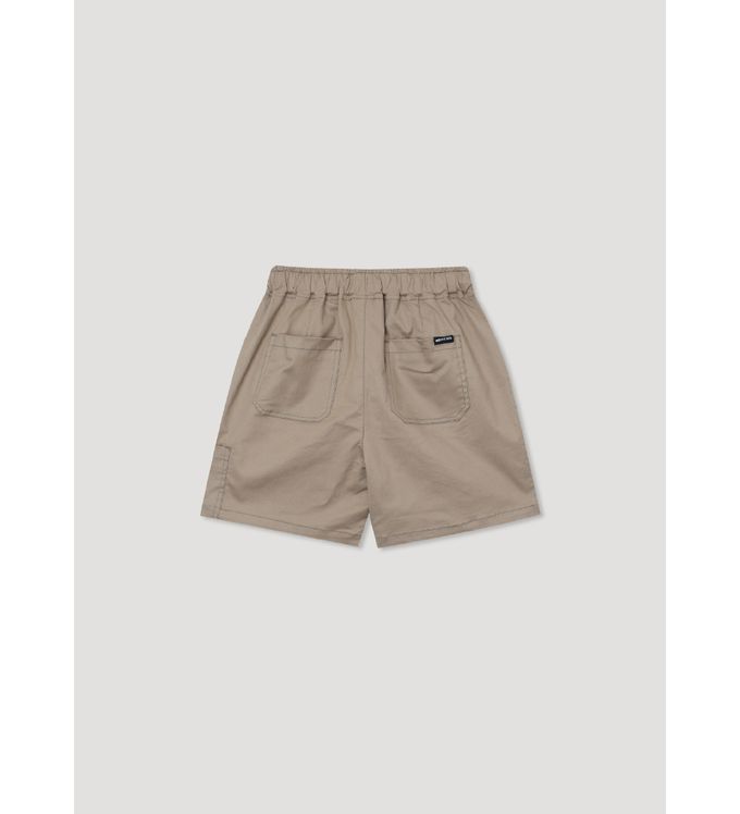 韓國 INDIVIDUEL - 鬆緊腰百搭口袋短褲-卡其