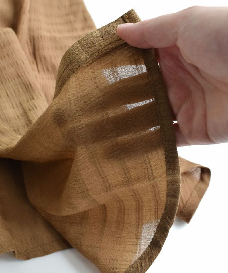 日本 zootie - 優雅後開衩罩衫x吊帶裙2件組-白x黑