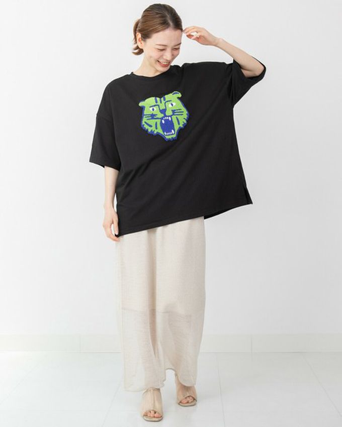 日本 gleam - 逗趣老虎相良刺繡寬大風短袖T恤-橘老虎-燕麥灰