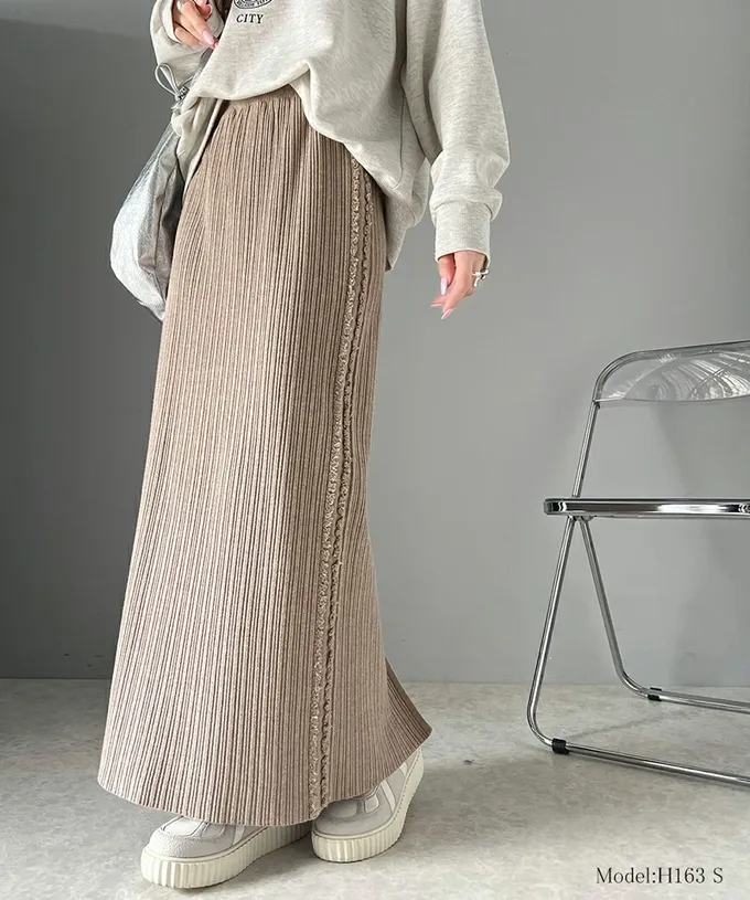 日本 Classical Elf - mily bilet 羅紋修身側流蘇針織長裙-黑