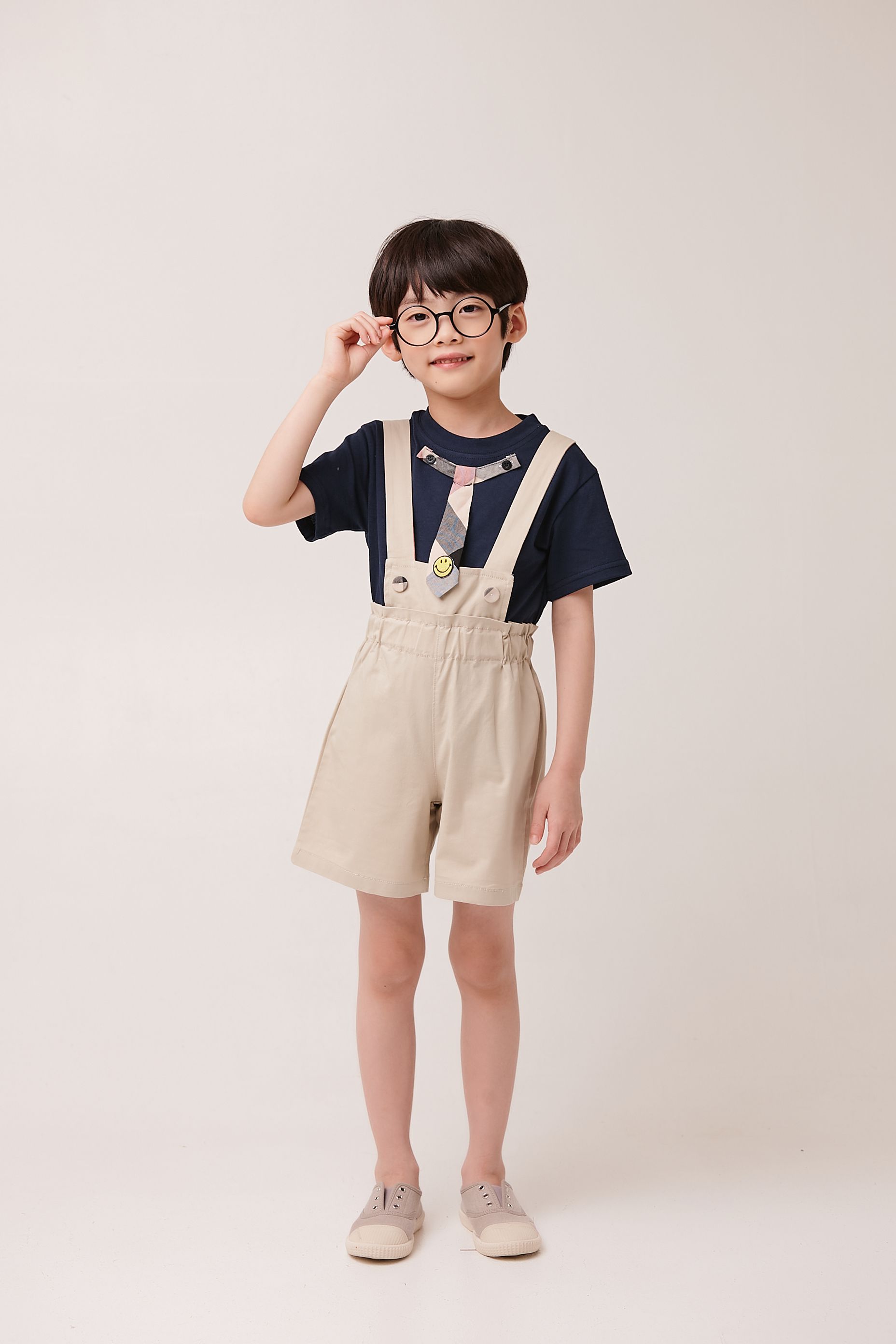 韓國 Coco Bang - 假鈕釦裝飾吊帶褲-杏