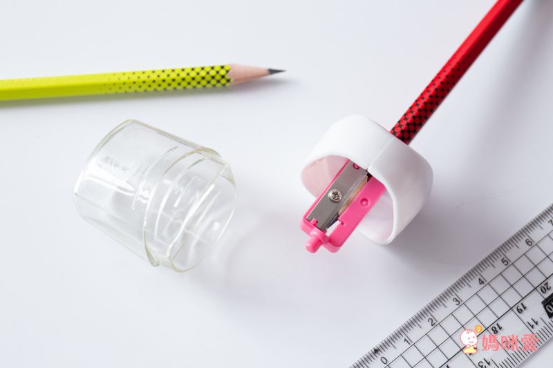 日本文具 SONIC - 左右交互免360度旋轉削鉛筆器-藍