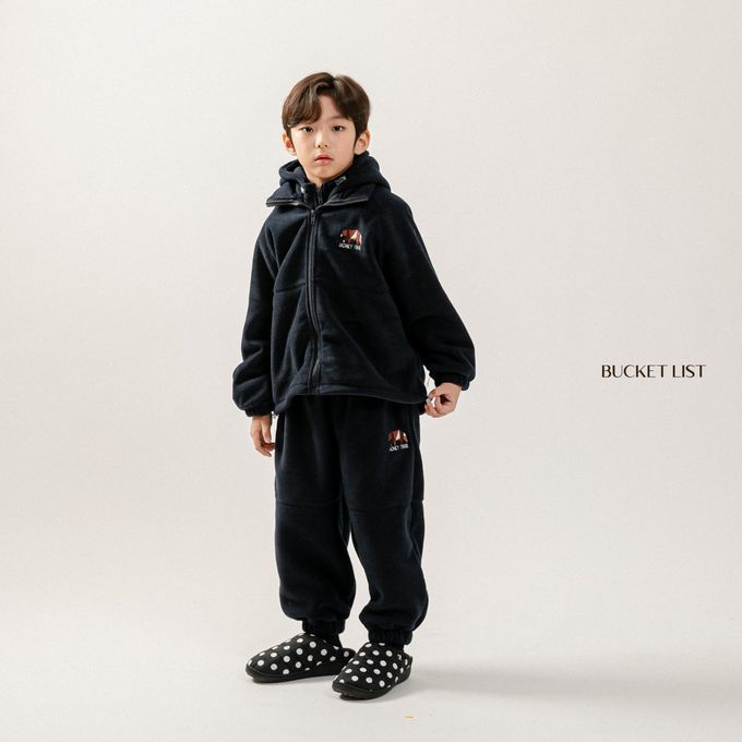 韓國 BUCKET LIST - 鬆緊腰刺繡熊搖粒絨縮口褲-黑藍