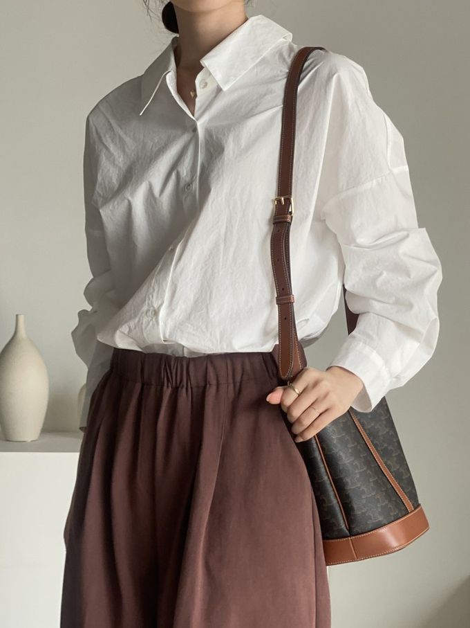 韓國女裝連線 - 知性背後抓褶翻領長袖襯衫-象牙白 (FREE)