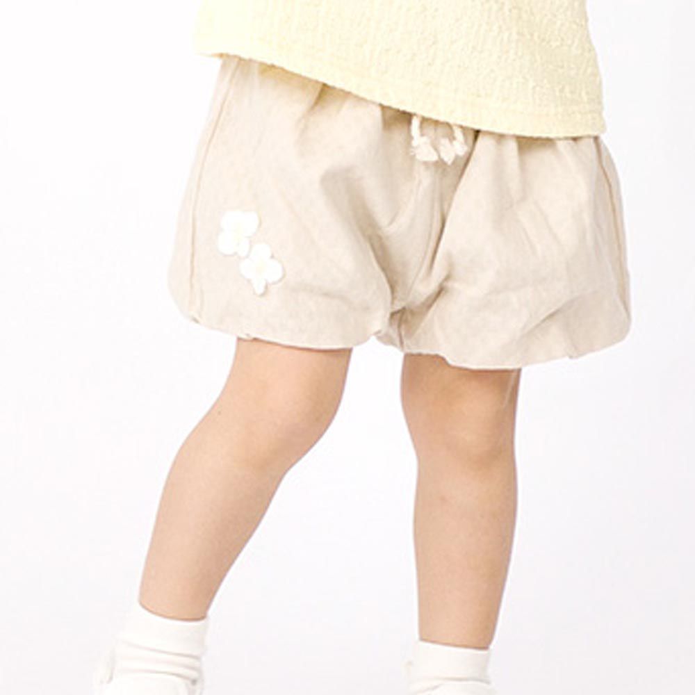 日本 ZOOLAND - 柔軟純棉皺摺澎澎短褲-側邊貼花-淺卡其