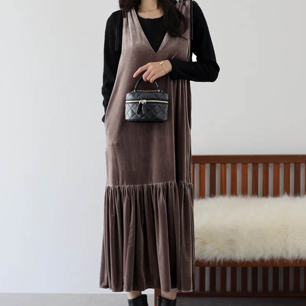 前後2way光澤絲絨肩綁帶背心洋裝-摩卡