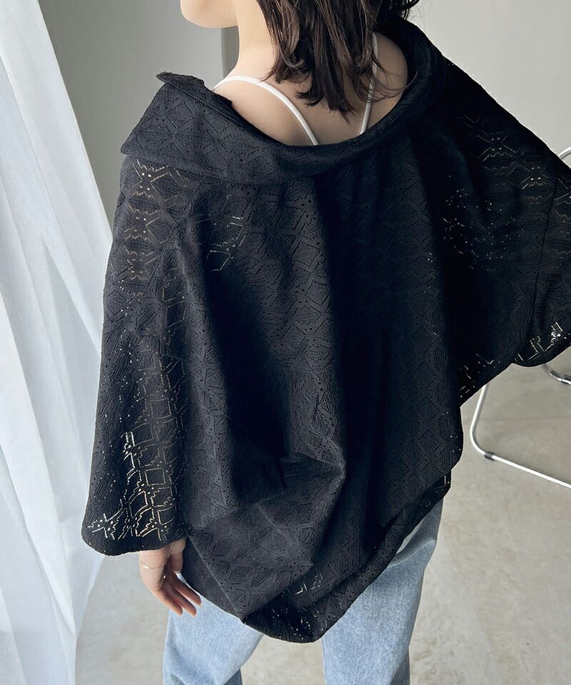 日本 Classical Elf - 優雅幾何蕾絲短袖襯衫-淺灰