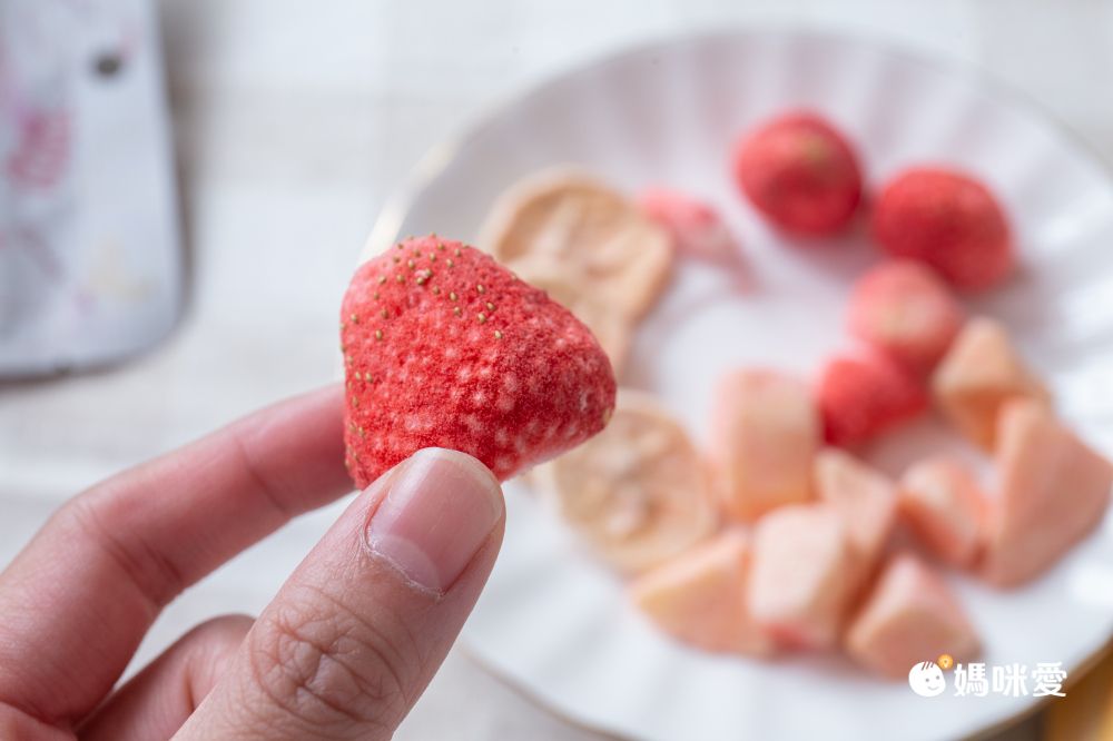 最健康的幼兒零嘴【義美生機】冷凍真空乾燥果乾、黑豆茶