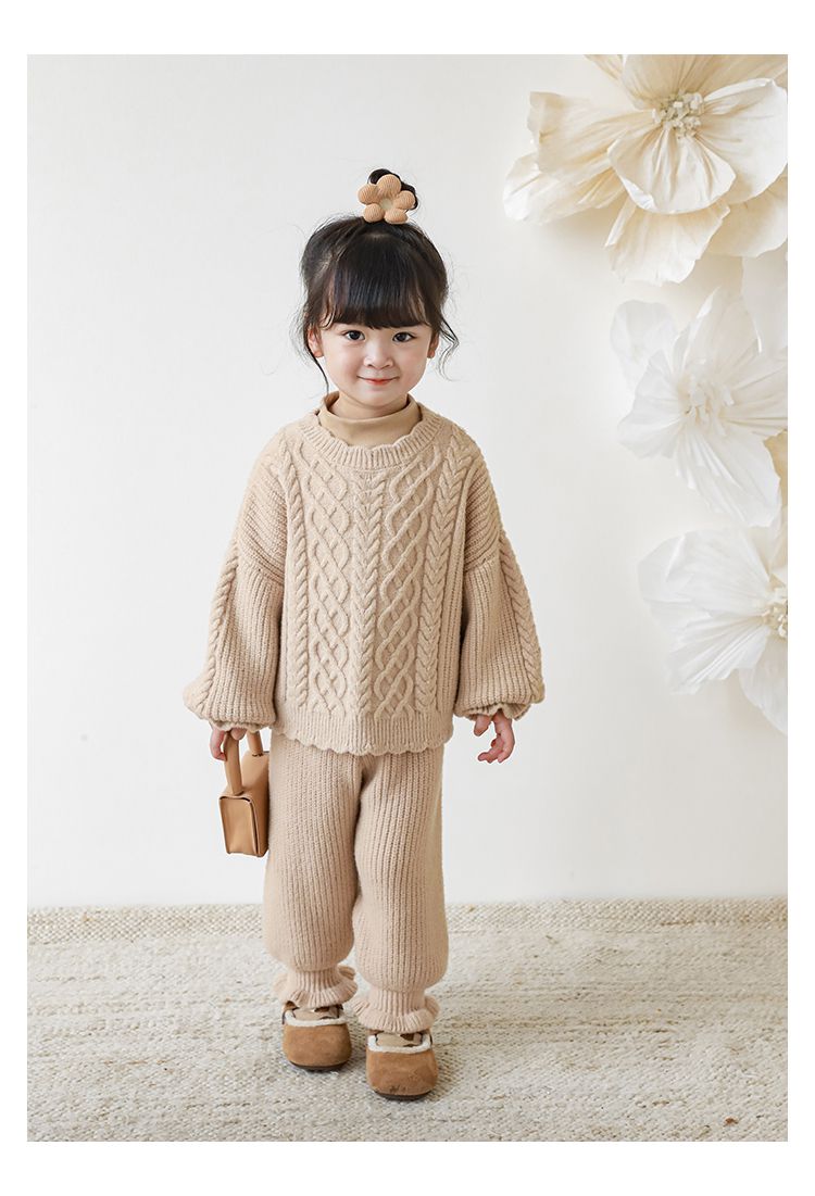 TONGMO - 復古針織花邊長褲-卡其色