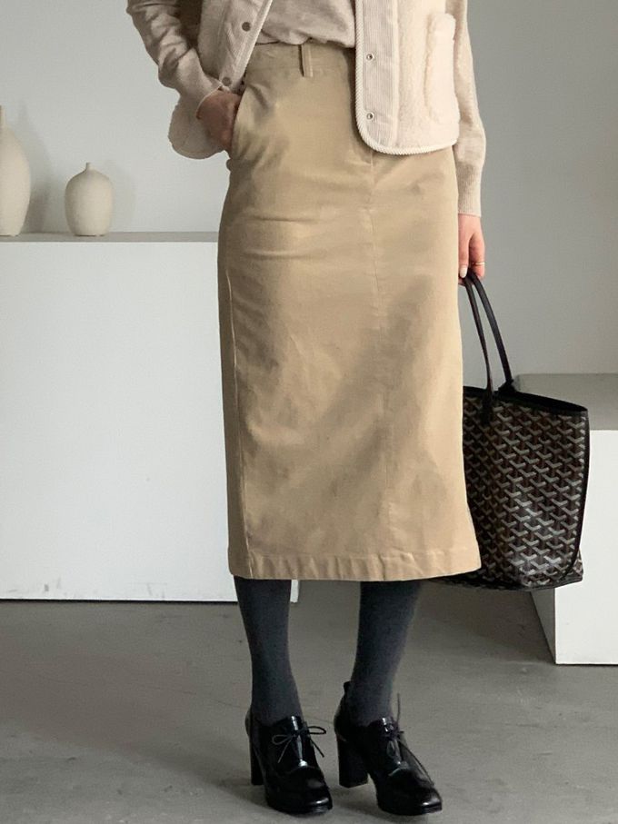 韓國女裝連線 - 薄燈芯絨直筒後開衩中長裙-淺卡其