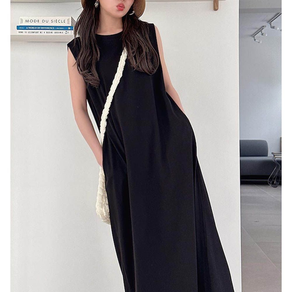 休閒感棉混透氣無袖洋裝-黑 (F)