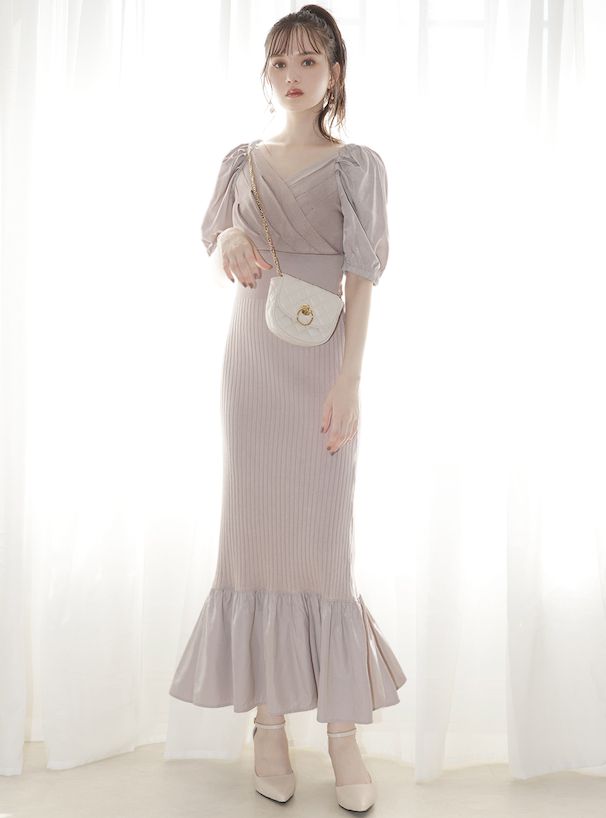 日本 GRL - 甜美桃心領泡泡短袖洋裝-淺卡其