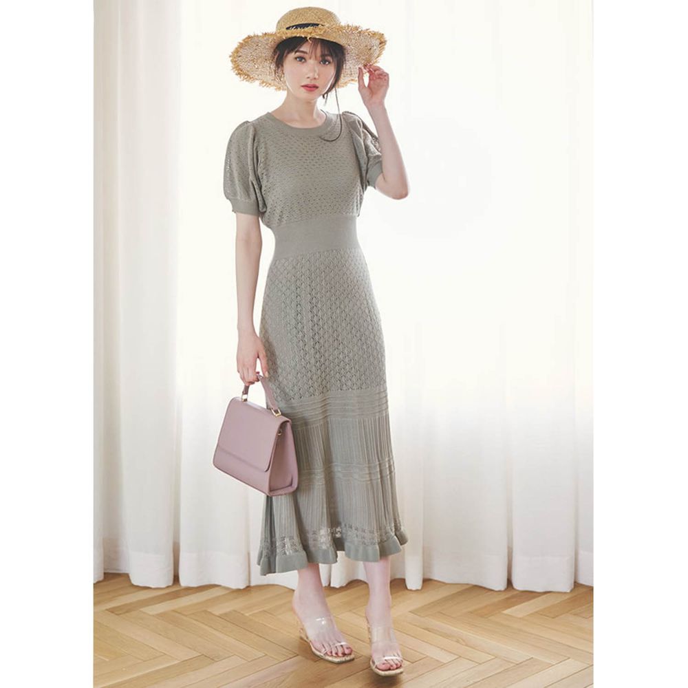 日本 GRL - 優雅針織鏤空雕花設計短袖洋裝(附背心襯裙)-莫蘭迪綠