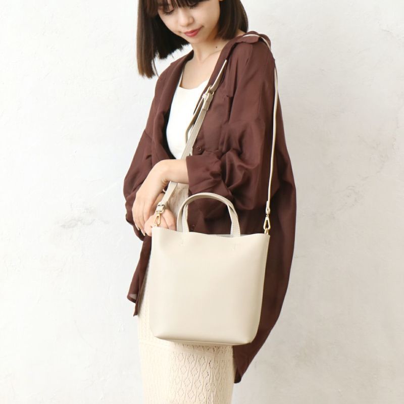 日本 polkapolka - [熱銷款] 輕量皮革肩肩背/手提托特包-煙燻粉